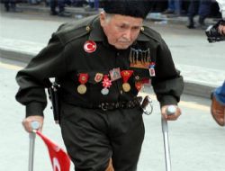 GAZİLER GÜNÜ KUTLANIYOR