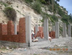 Belediyemiz atalbademde almalarnda hz kesmiyor..