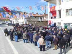 AKP Kazanc Aday Seim Ofisini At.